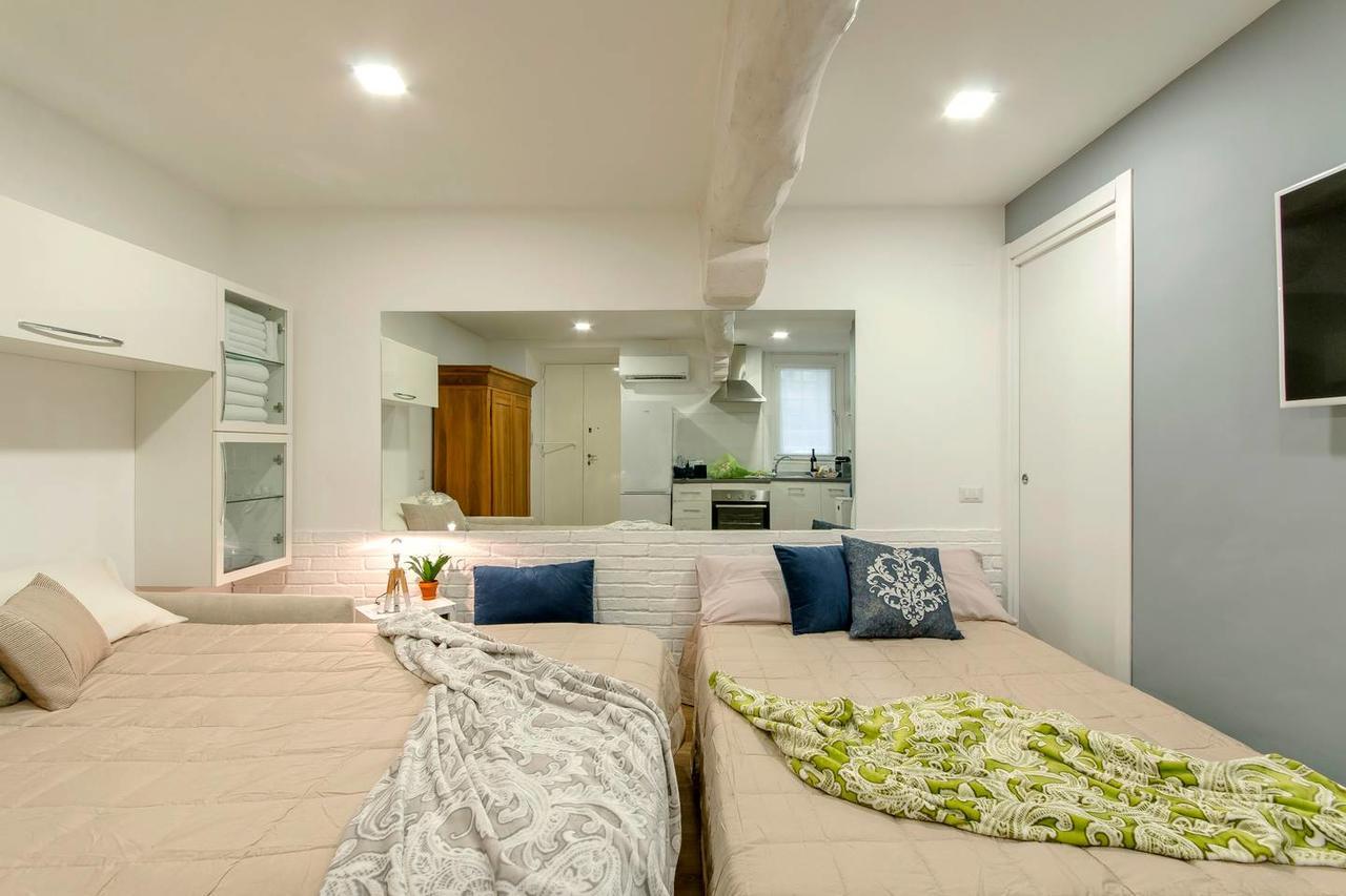 Brand New! Luxurious Apartment In Heart Of Milan Milão Exterior foto