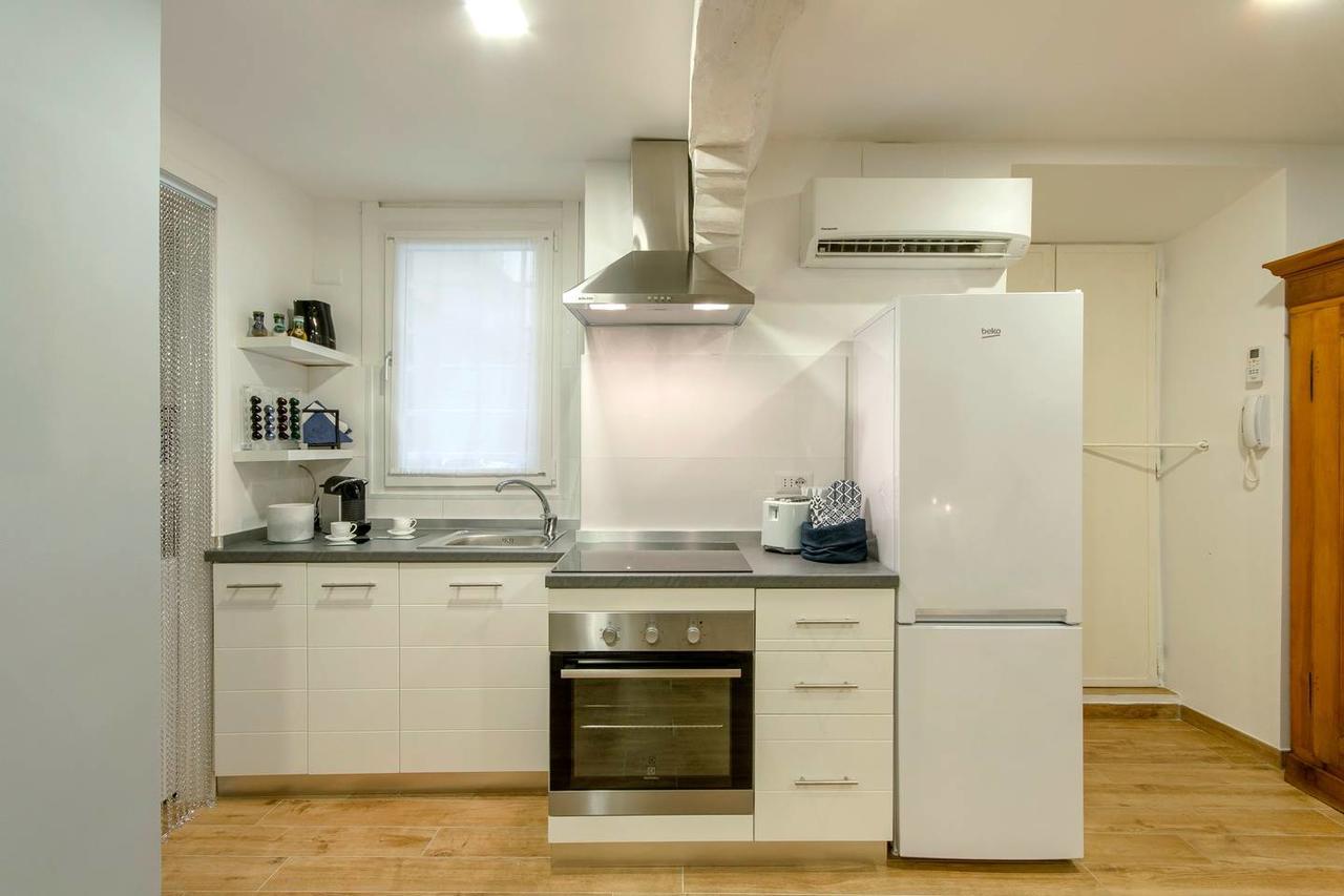 Brand New! Luxurious Apartment In Heart Of Milan Milão Exterior foto